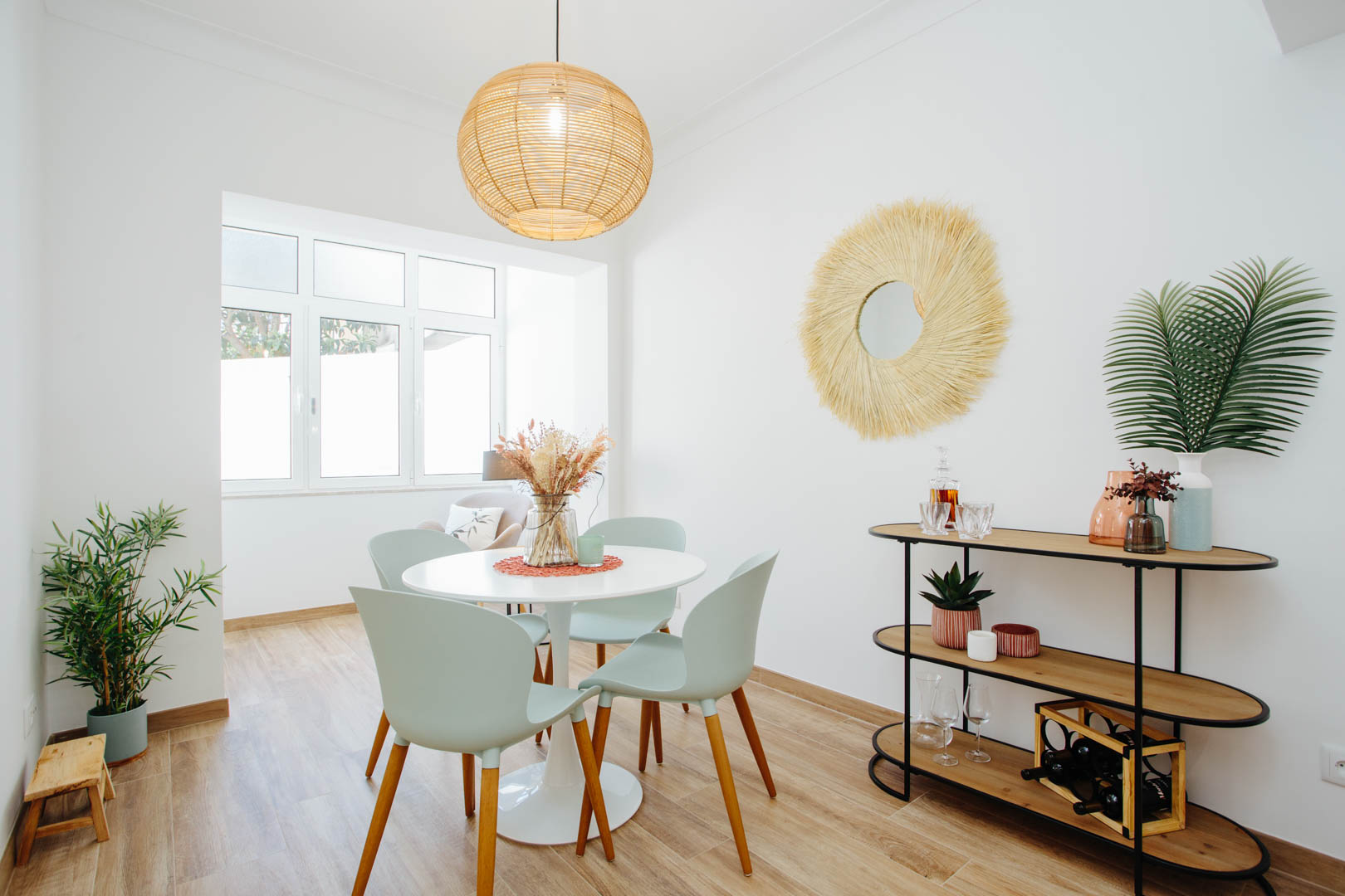 MaraHomeStaging_Diningroom_AMA_ After 1